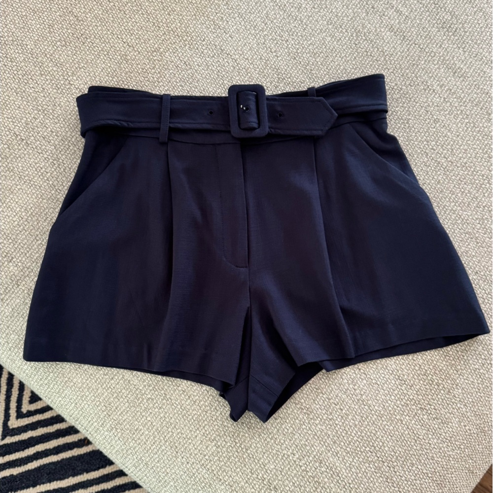 Veronica Beard Piper shorts in Navy